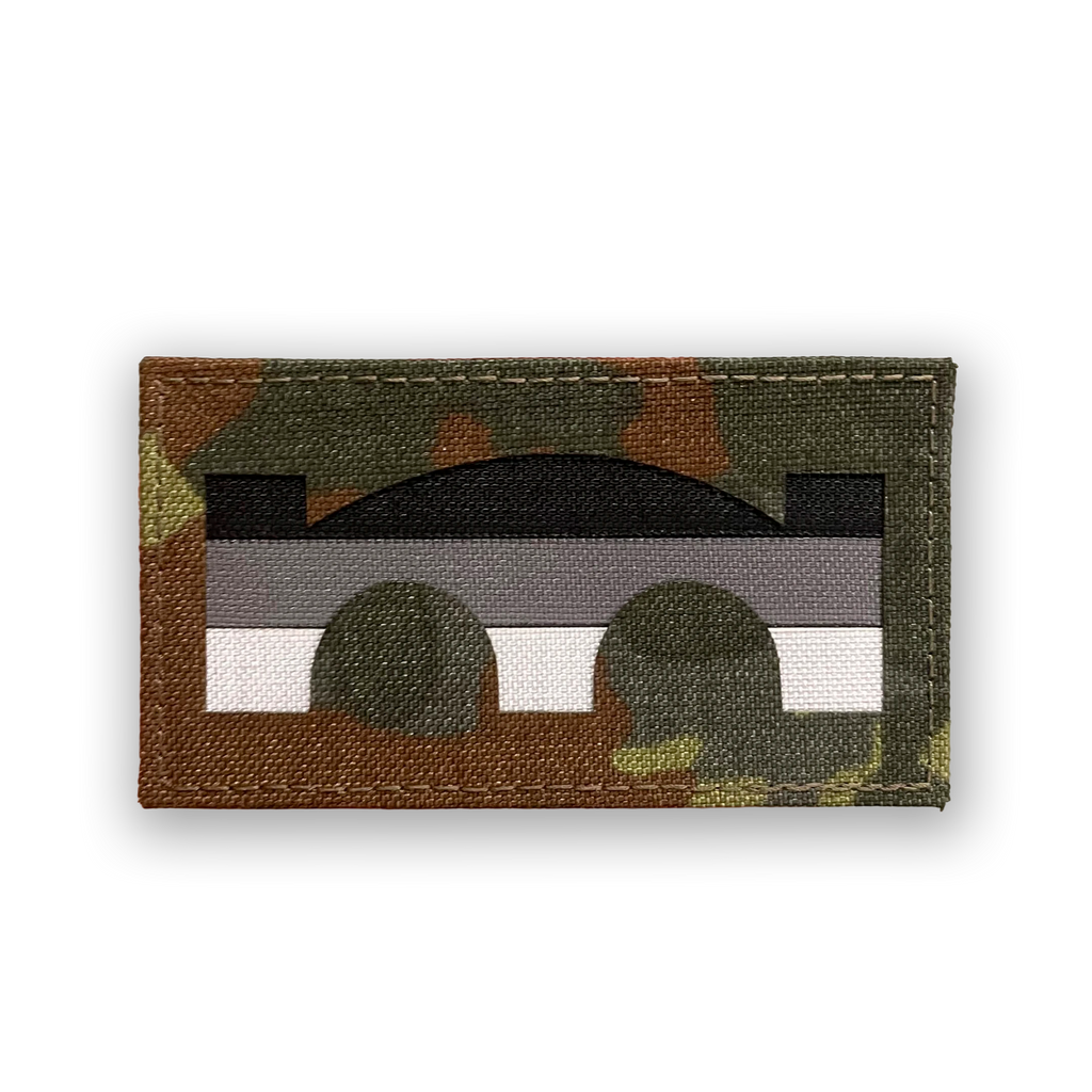 Pionier Premium Lasercut Patch, Brücke in Schwarz, Grau und Weiß auf Flecktarn-Cordura